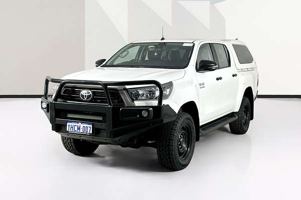 2020 Toyota HILUX SR (4x4) GUN126R FACELIFT 4X4