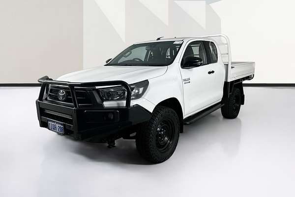 2020 Toyota Hilux SR (4x4) GUN126R MY19 UPGRADE 4X4