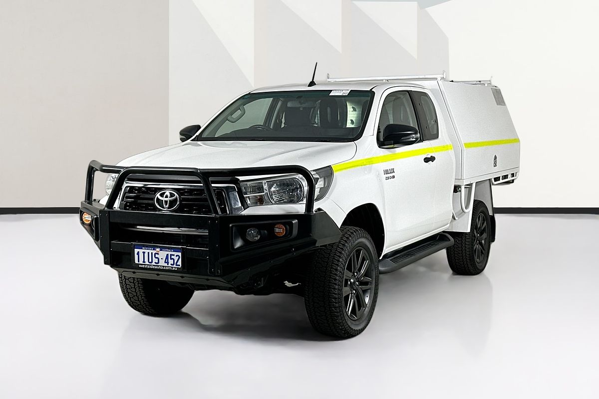 2019 Toyota HILUX SR (4x4) GUN126R MY19 4X4