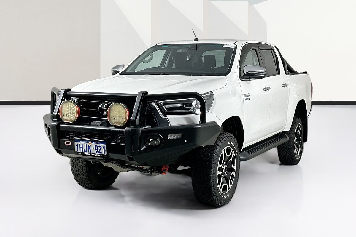 2021 Toyota HILUX SR5 (4x4) GUN126R FACELIFT 4X4