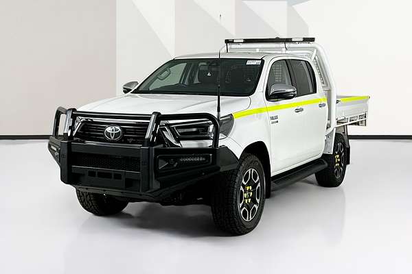 2021 Toyota HILUX SR5 (4x4) GUN126R FACELIFT 4X4
