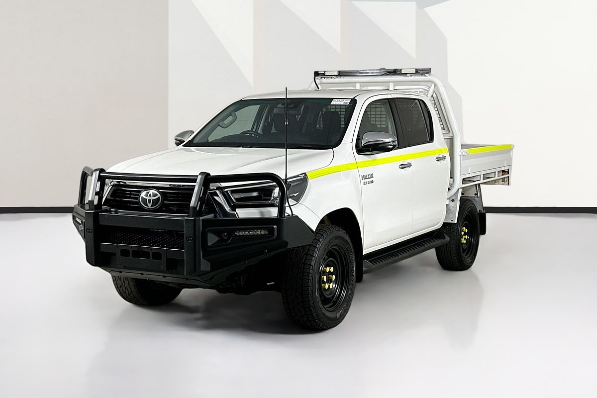 2021 Toyota HILUX SR5 (4x4) GUN126R 4X4