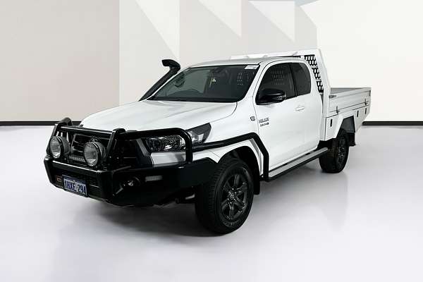 2023 Toyota HILUX SR (4x4) GUN126R 4X4