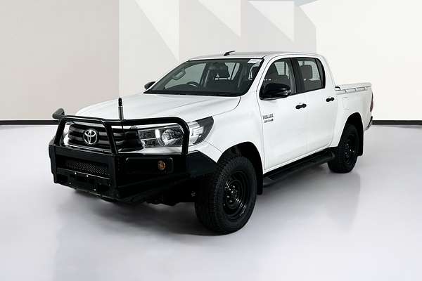 2018 Toyota HILUX SR (4x4) GUN126R MY17 4X4