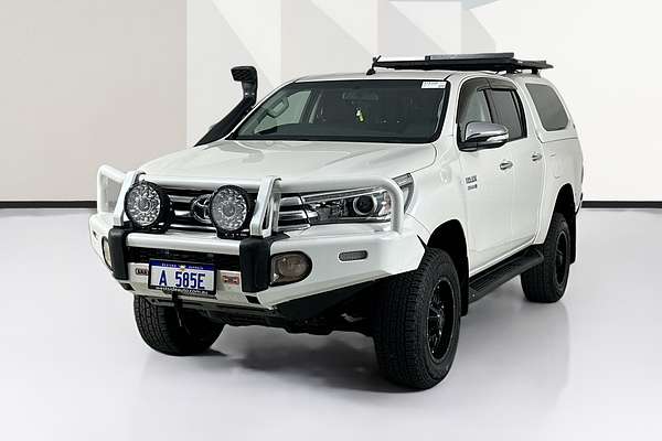 2017 Toyota HILUX SR5 (4x4) GUN126R MY17 4X4