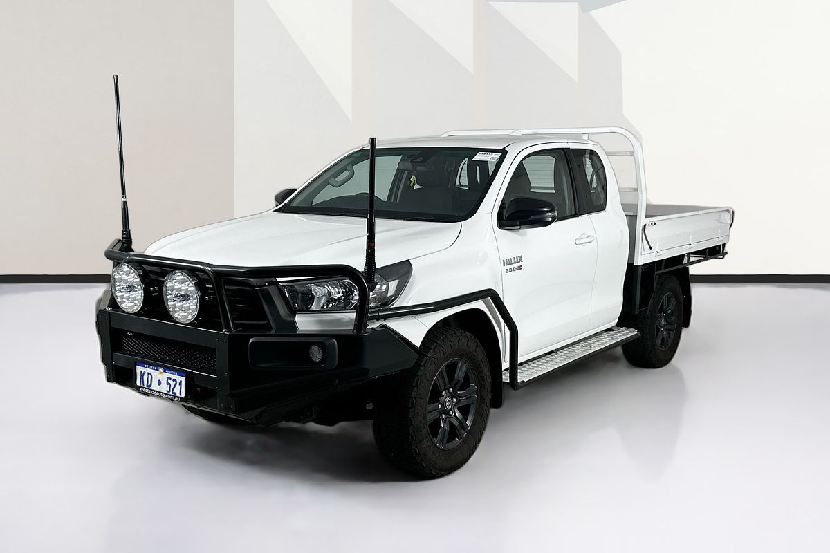 2023 Toyota HILUX SR (4x4) GUN126R 4X4