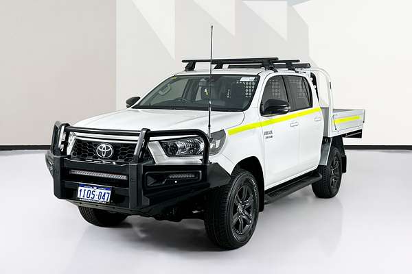 2025 Toyota HILUX SR (4x4) STEEL WHEELS GUN126R RC 4X4