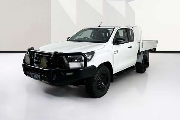 2021 Toyota HILUX SR (4x4) GUN126R 4X4