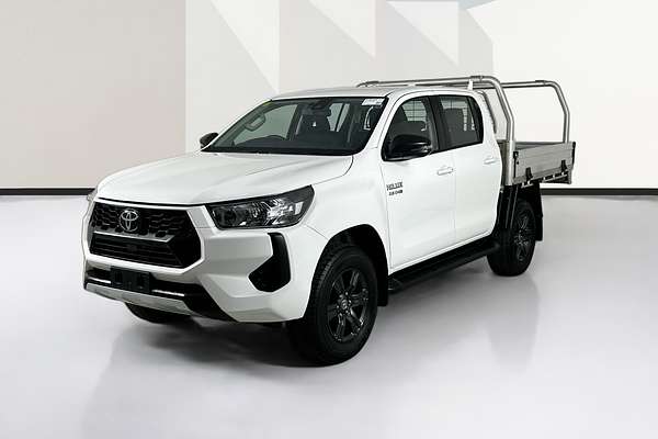 2024 Toyota HILUX SR 48V (4x4) GUN126R 4X4