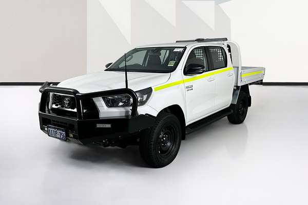 2025 Toyota HILUX SR (4x4) STEEL WHEELS GUN126R RC 4X4
