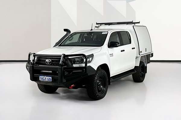 2020 Toyota HILUX SR (4x4) GUN126R FACELIFT 4X4