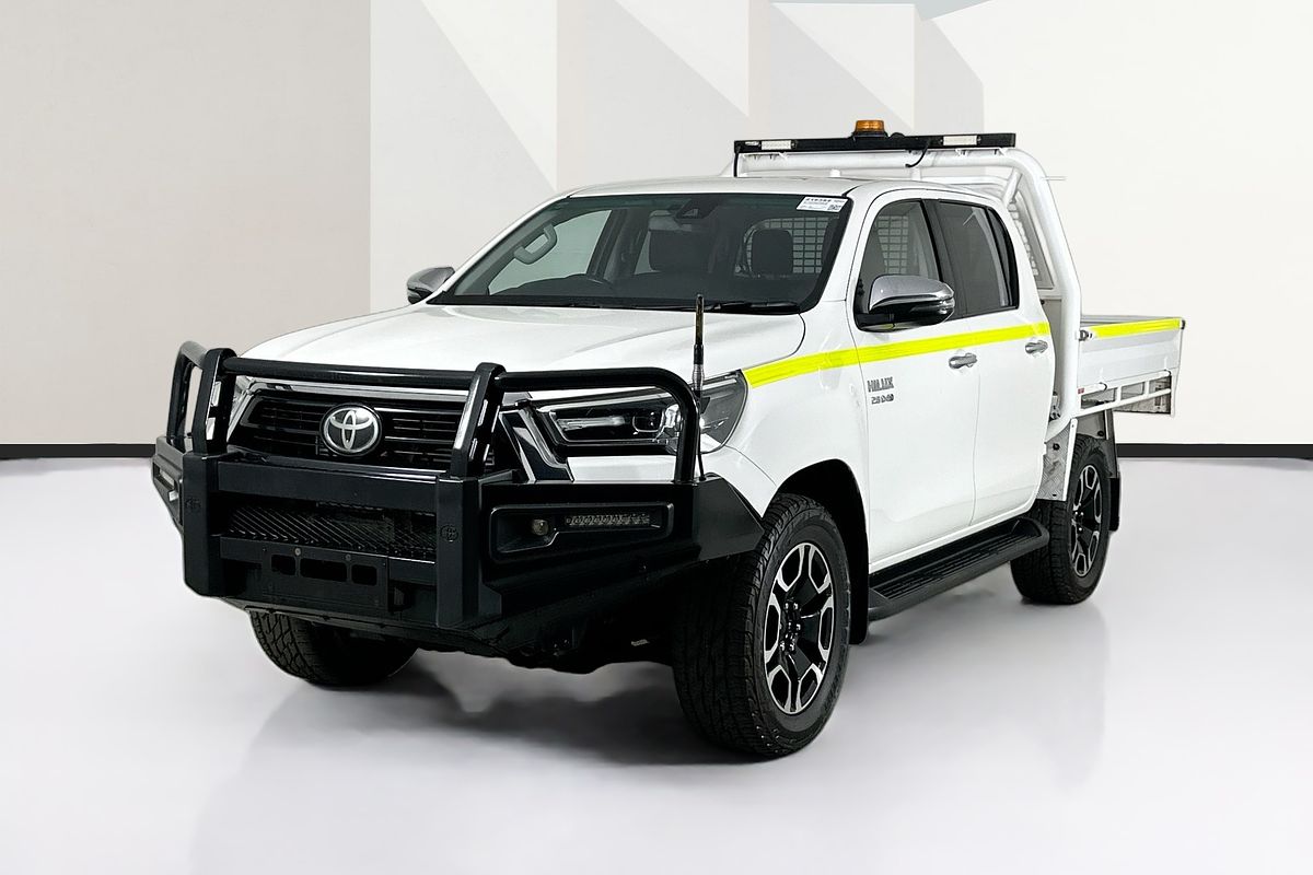 2021 Toyota HILUX SR5 (4x4) GUN126R 4X4