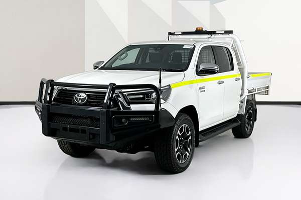 2021 Toyota HILUX SR5 (4x4) GUN126R 4X4