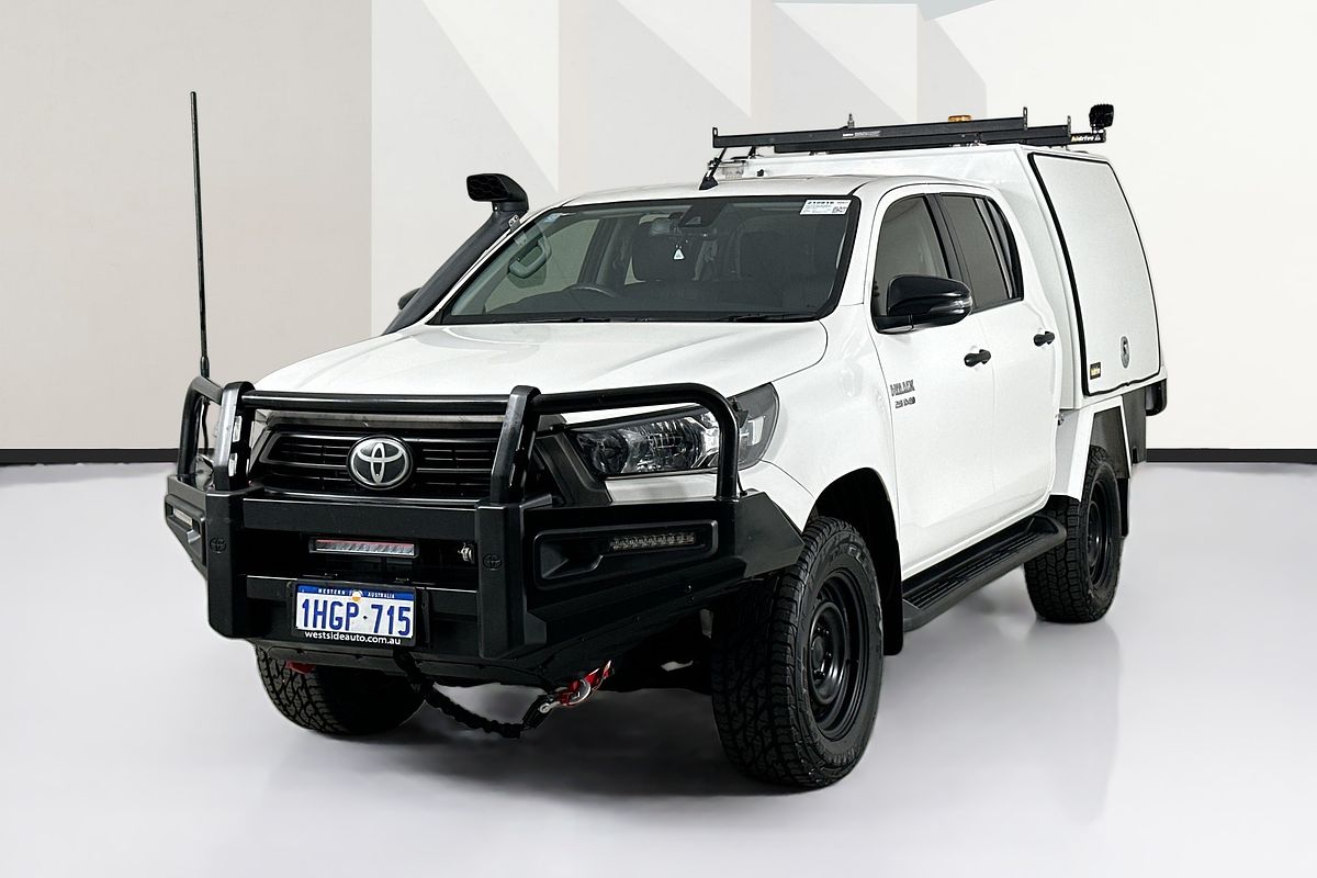 2020 Toyota HILUX SR (4x4) GUN126R FACELIFT 4X4