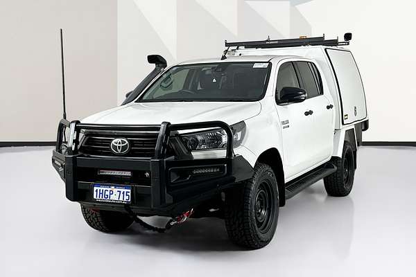 2020 Toyota HILUX SR (4x4) GUN126R FACELIFT 4X4