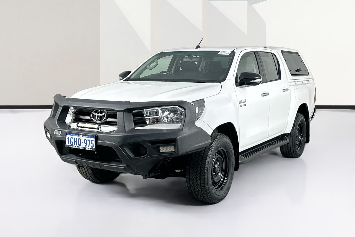2017 Toyota HILUX SR (4x4) GUN126R 4X4