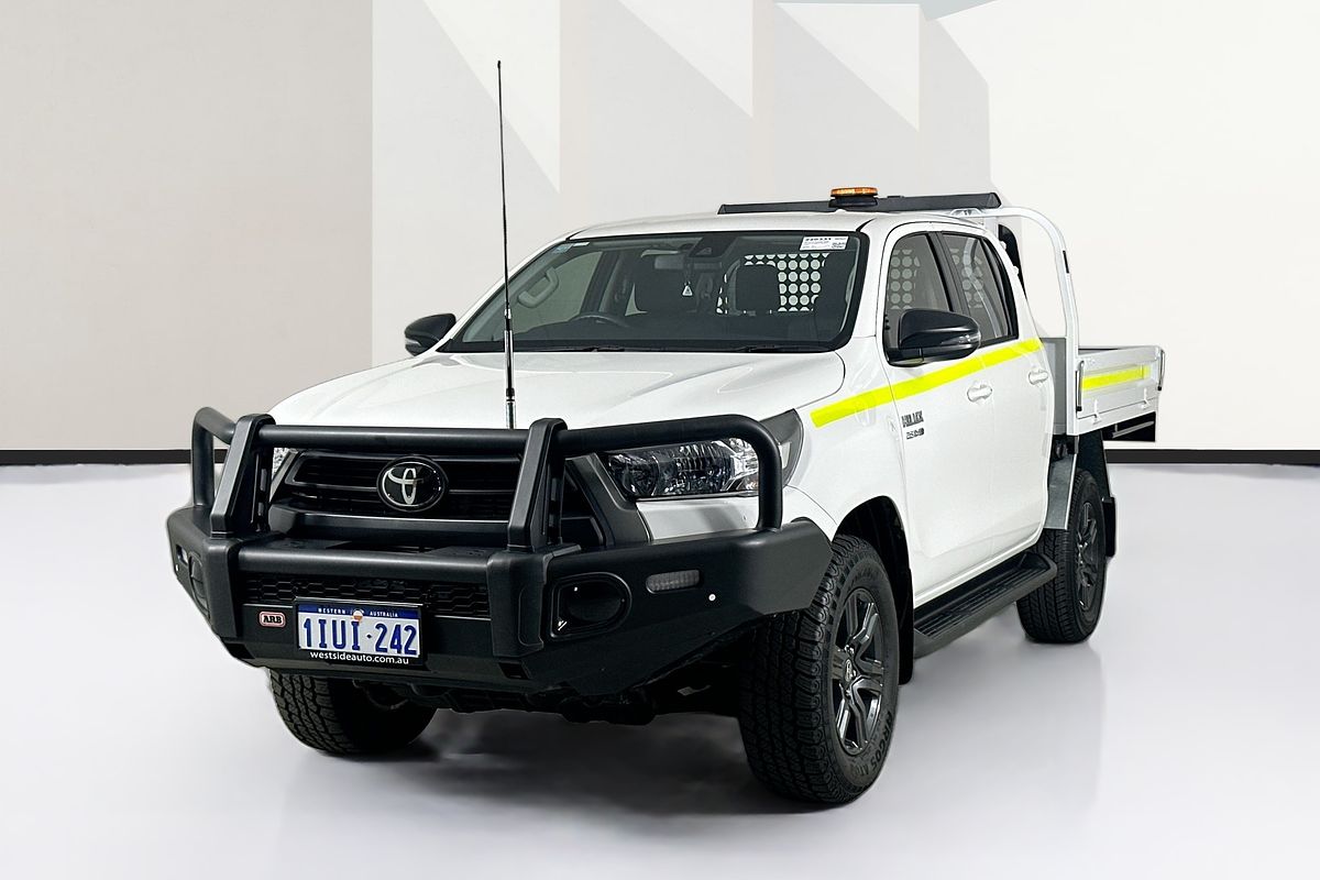 2024 Toyota HILUX SR 48V (4x4) GUN126R 4X4