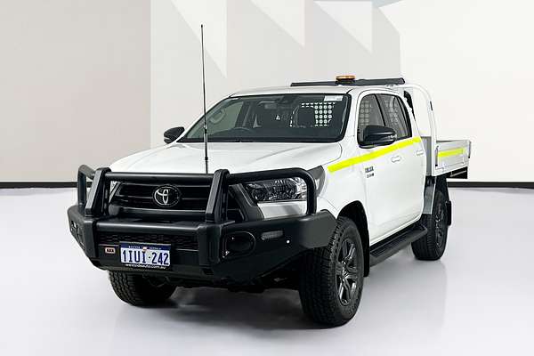 2024 Toyota HILUX SR 48V (4x4) GUN126R 4X4