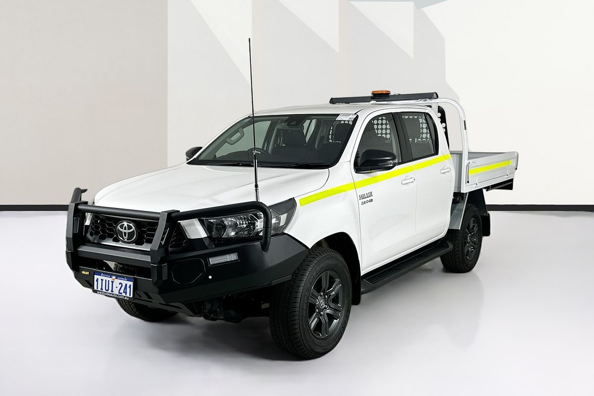 2024 Toyota HILUX SR 48V (4x4) GUN126R 4X4