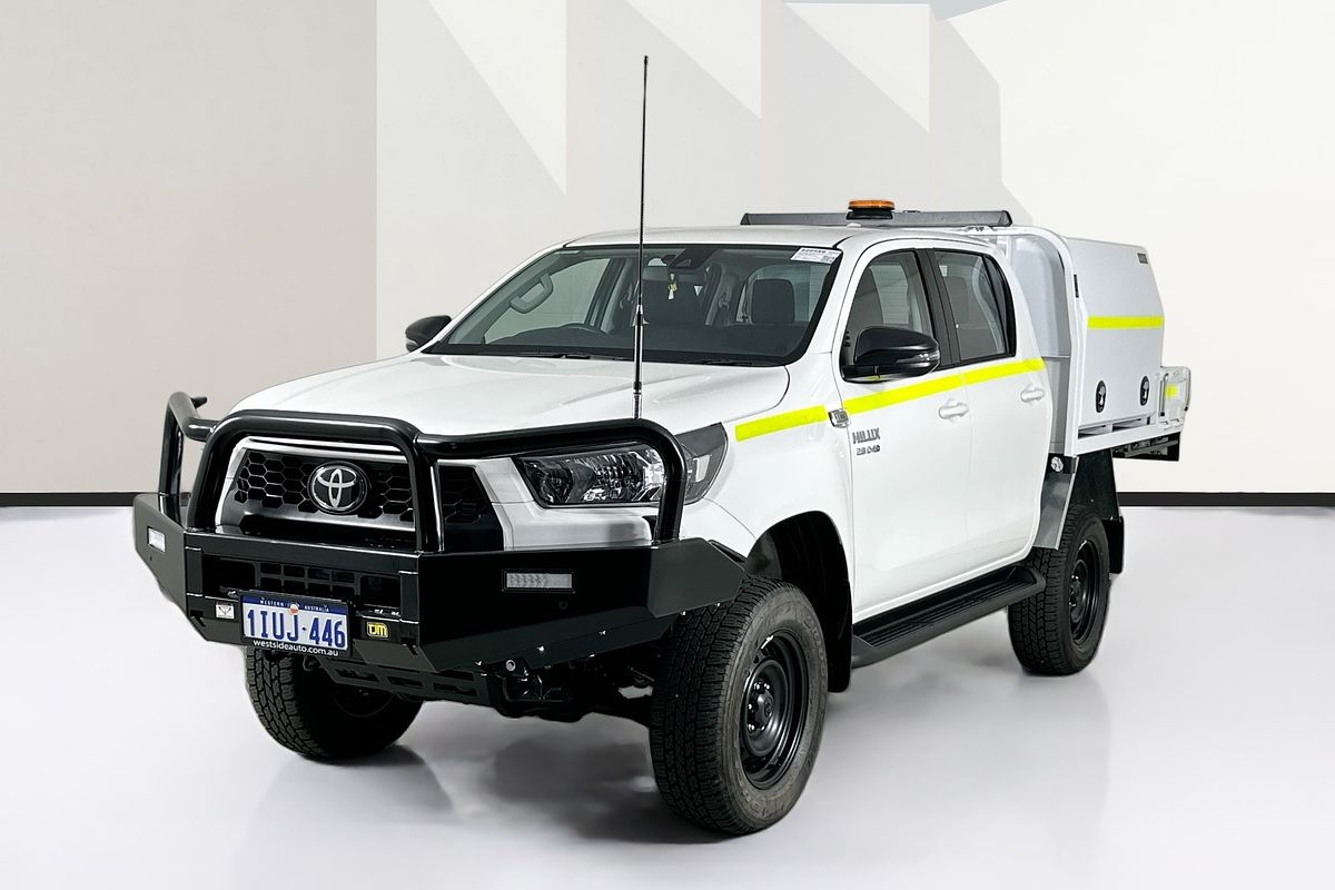 2025 Toyota HILUX SR (4x4) STEEL WHEELS GUN126R RC 4X4