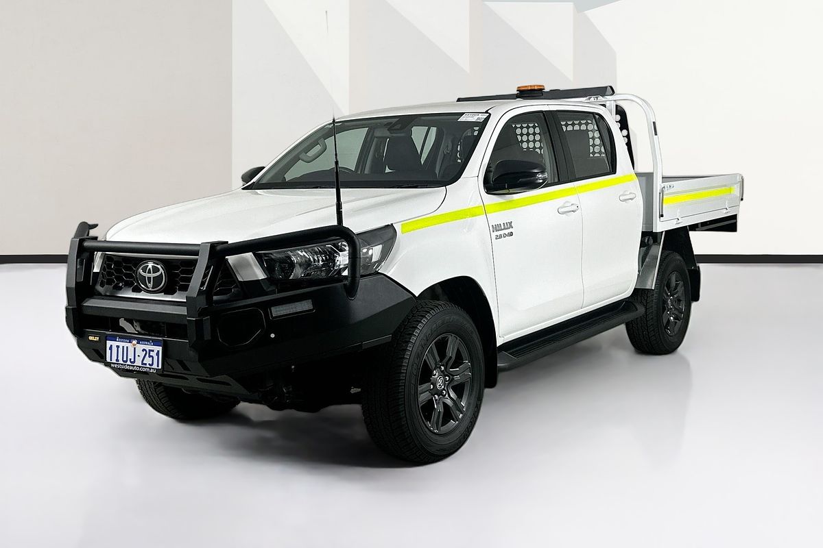 2025 Toyota HILUX SR 48V (4x4) GUN126R RC 4X4