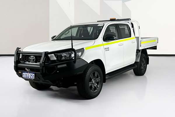 2025 Toyota HILUX SR 48V (4x4) GUN126R RC 4X4