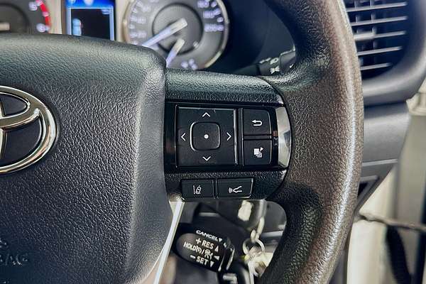 2021 Toyota HILUX SR (4x4) GUN126R FACELIFT 4X4