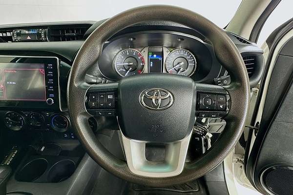 2021 Toyota HILUX SR (4x4) GUN126R FACELIFT 4X4