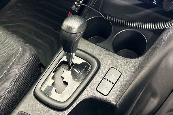 2023 Toyota HILUX SR (4x4) GUN126R 4X4