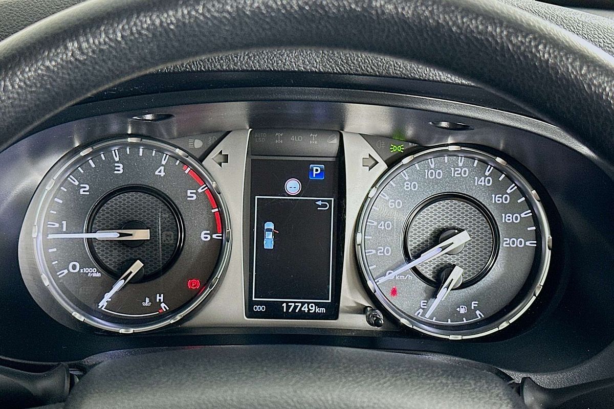 2023 Toyota Hilux SR (4x4) GUN126R 4X4