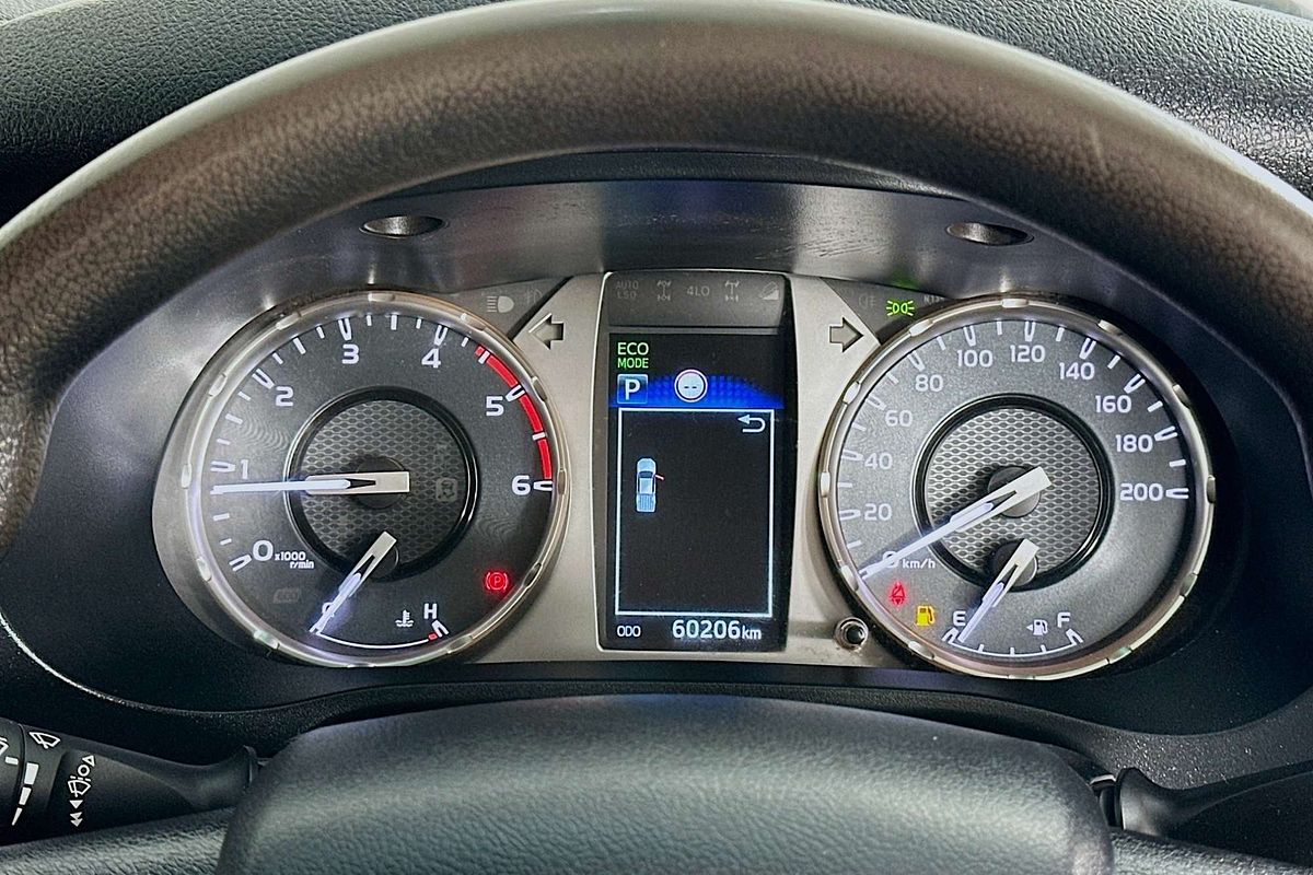 2021 Toyota HILUX SR (4x4) GUN126R FACELIFT 4X4