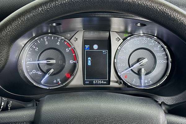 2021 Toyota HILUX SR (4x4) GUN126R FACELIFT 4X4