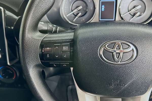 2022 Toyota Hilux SR (4x4) GUN126R 4X4
