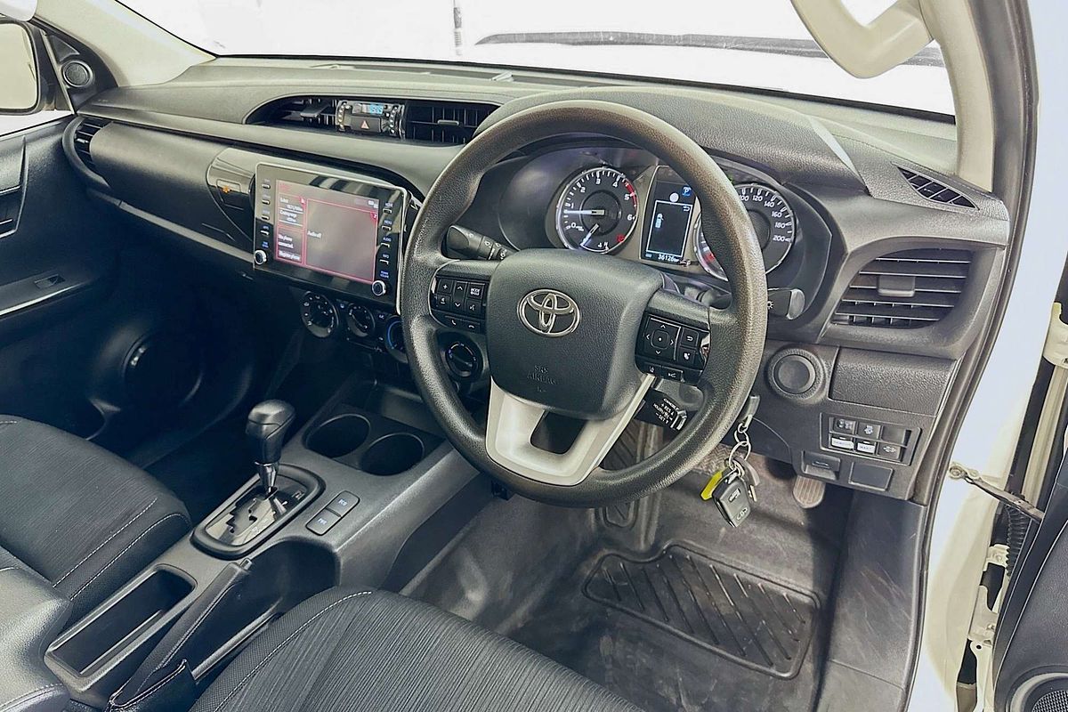 2022 Toyota HILUX SR GUN126R 4X4