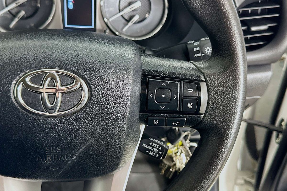 2022 Toyota Hilux SR (4x4) GUN126R 4X4