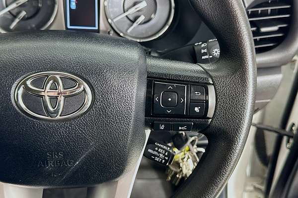 2022 Toyota Hilux SR (4x4) GUN126R 4X4