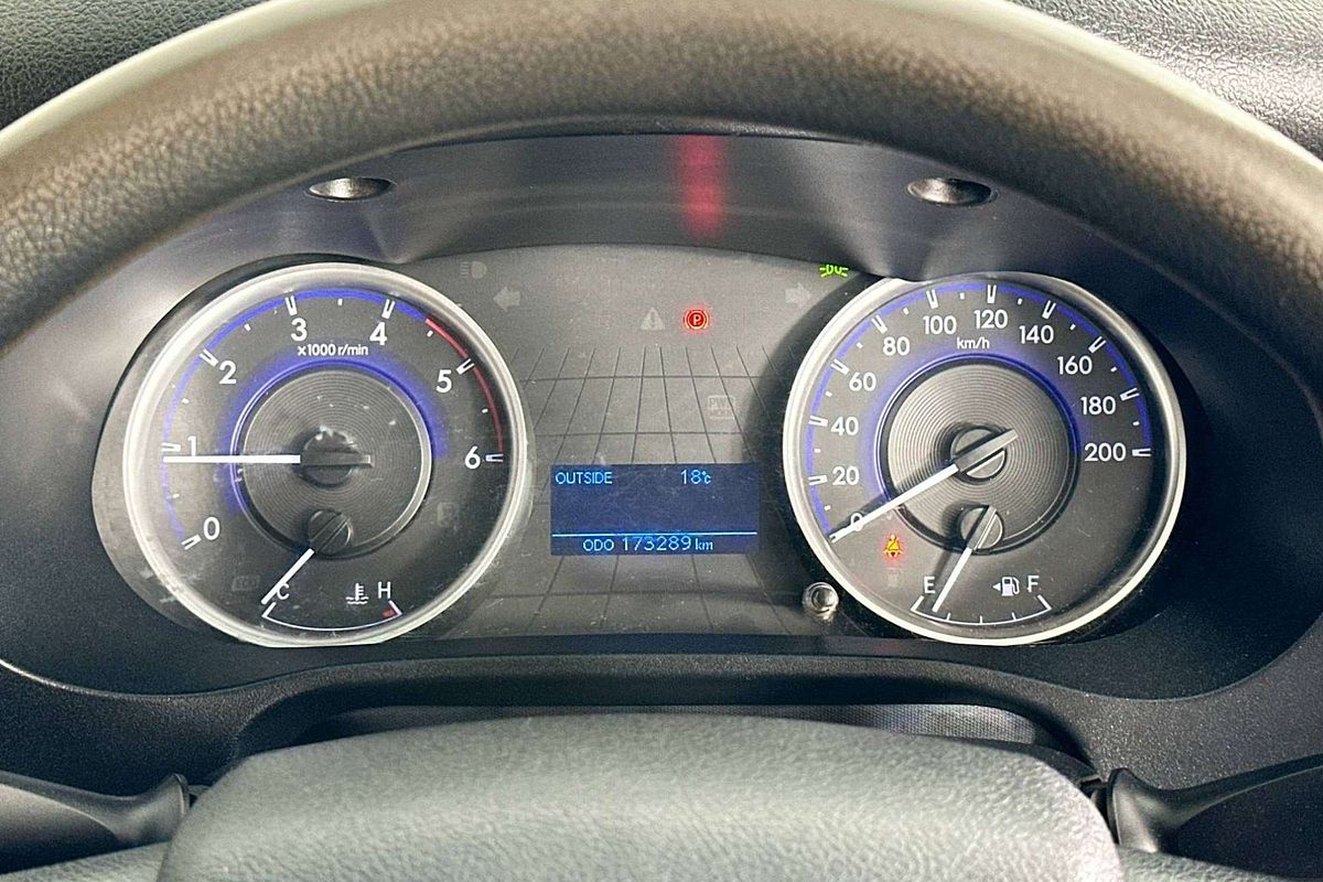 2017 Toyota HILUX SR (4x4) GUN126R 4X4