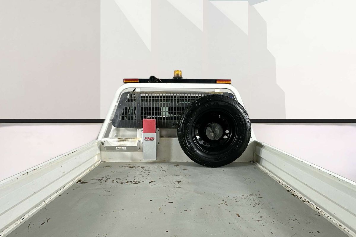2020 Toyota HILUX SR (4x4) GUN126R FACELIFT 4X4