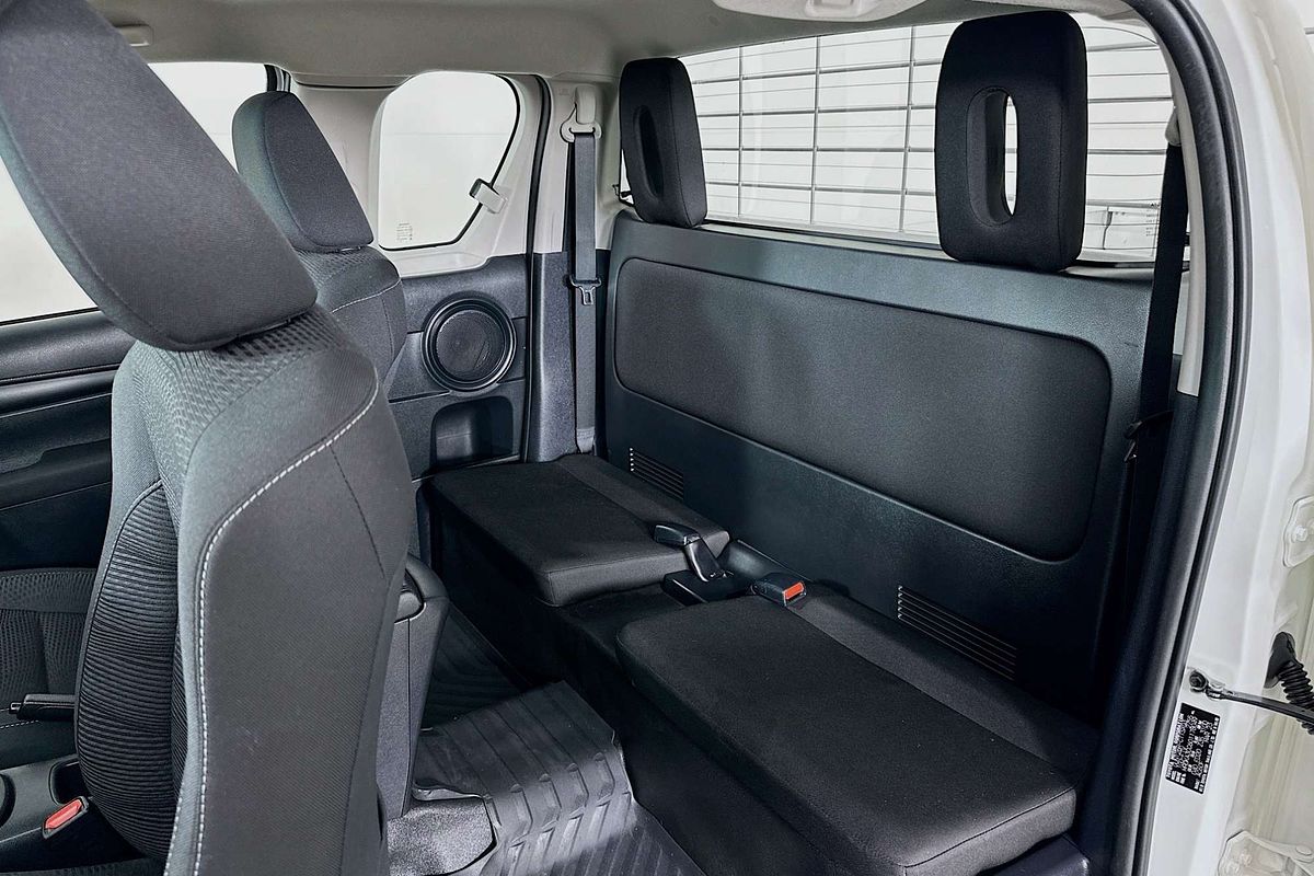 2023 Toyota Hilux SR (4x4) GUN126R 4X4