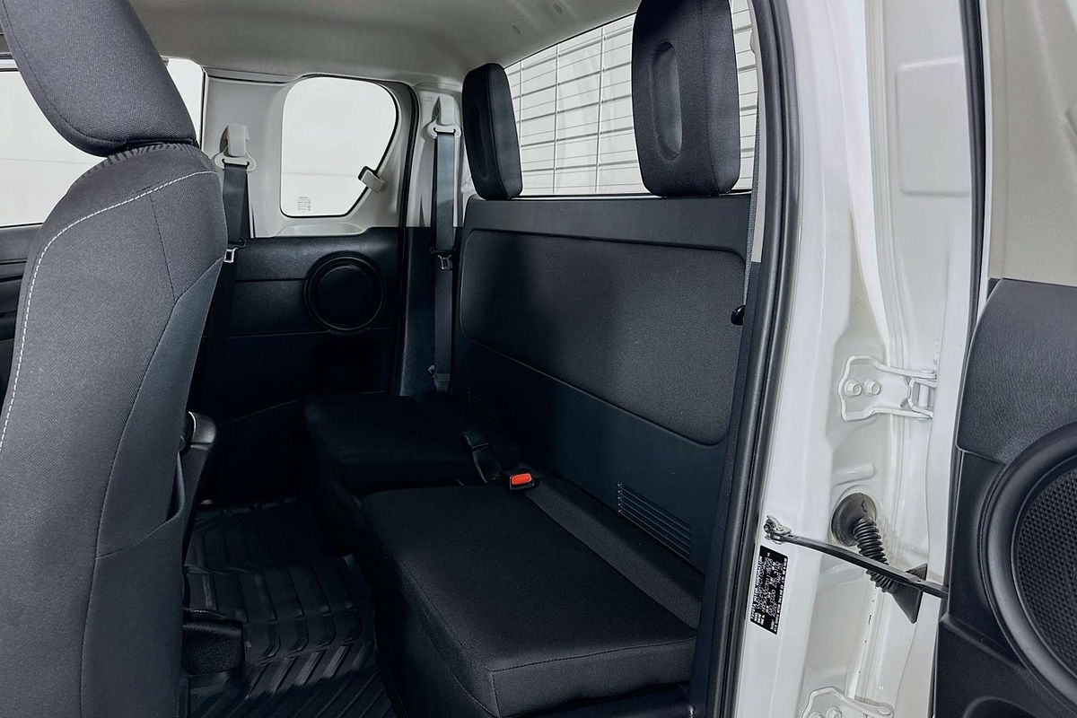 2023 Toyota Hilux SR (4x4) GUN126R 4X4