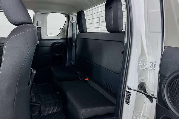 2023 Toyota Hilux SR (4x4) GUN126R 4X4