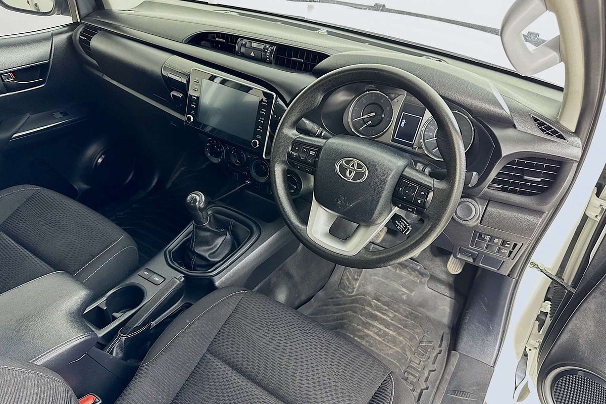 2022 Toyota Hilux SR (4x4) GUN126R 4X4