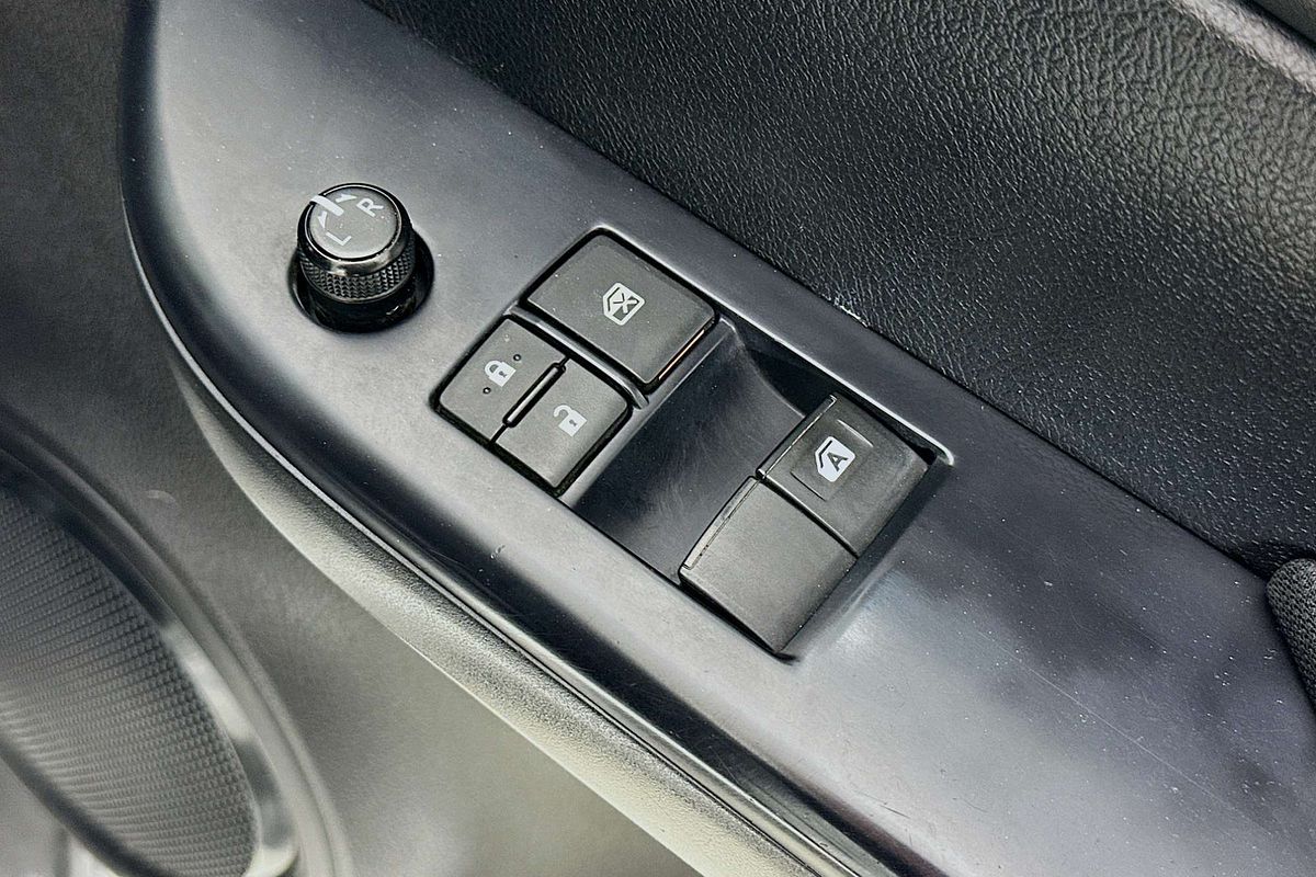 2022 Toyota Hilux SR (4x4) GUN126R 4X4