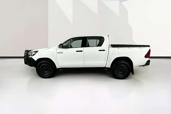 2019 Toyota HILUX SR (4x4) GUN126R MY19 4X4