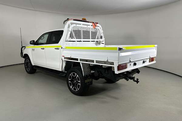 2021 Toyota HILUX SR5 (4x4) GUN126R FACELIFT 4X4