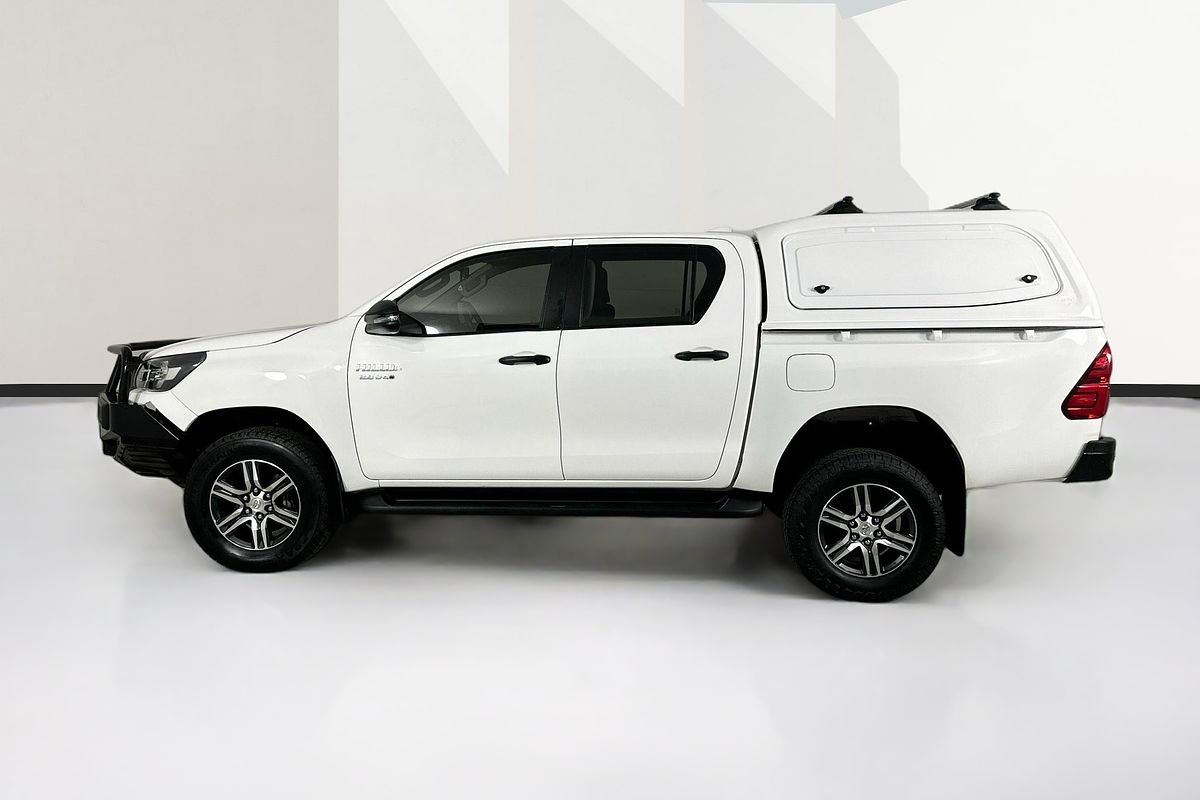 2022 Toyota HILUX SR (4x4) GUN126R 4X4