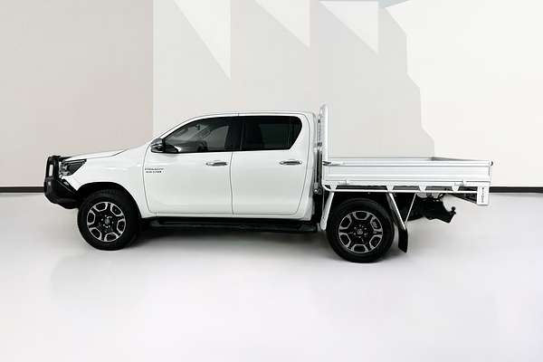 2021 Toyota HILUX SR5 (4x4) GUN126R FACELIFT 4X4