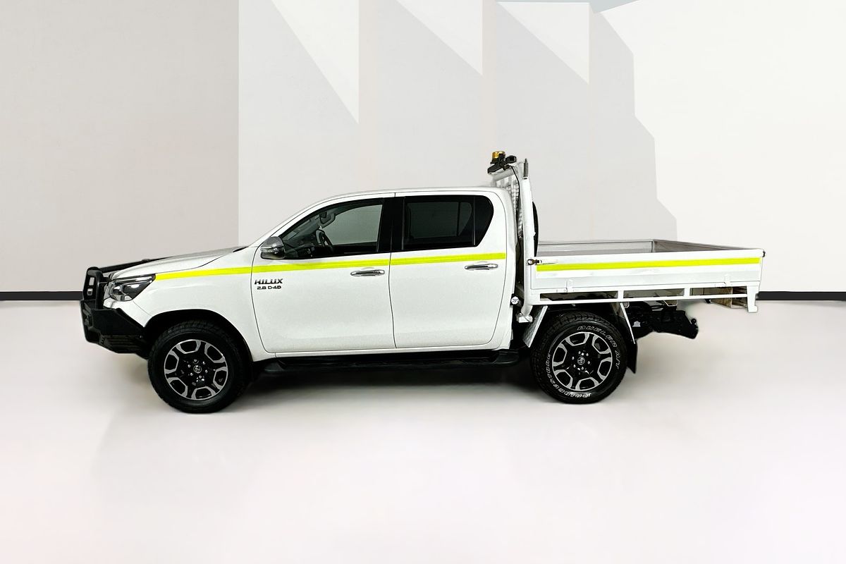 2021 Toyota HILUX SR5 (4x4) GUN126R FACELIFT 4X4