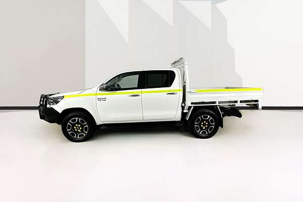 2021 Toyota HILUX SR5 GUN126R 4X4