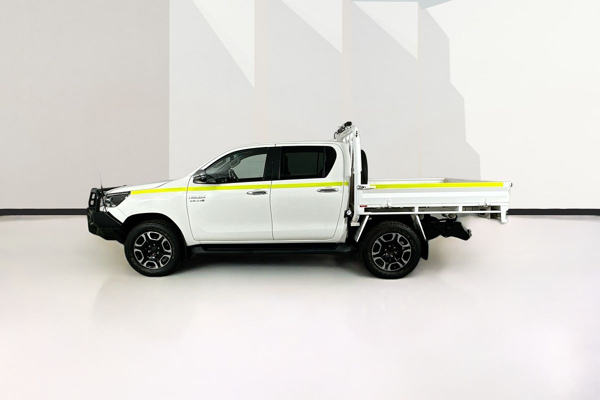 2021 Toyota HILUX SR5 (4x4) GUN126R FACELIFT 4X4